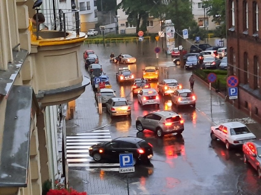 W Poznaniu zalana została między innymi ulica Łąkowa....