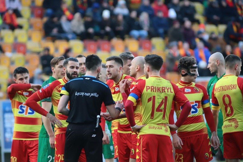 Jagiellonia zapłaciła słoną cenę za wywalczony z Wartą punkt