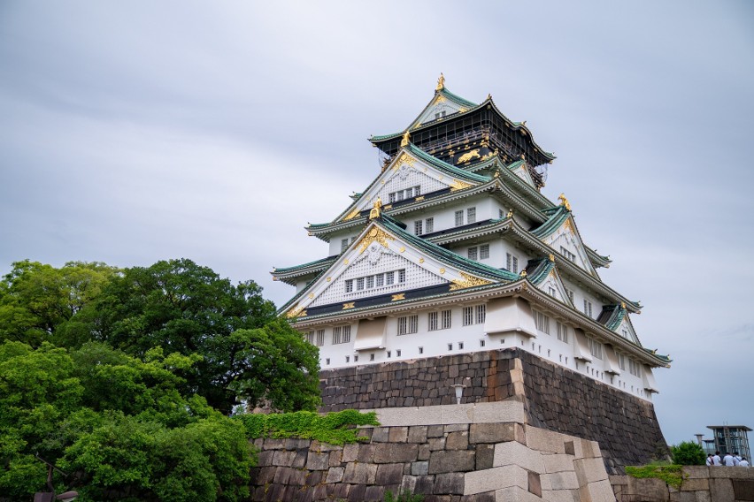 XVI-wieczny zamek w Osace to wyjątkowo piękne świadectwo...