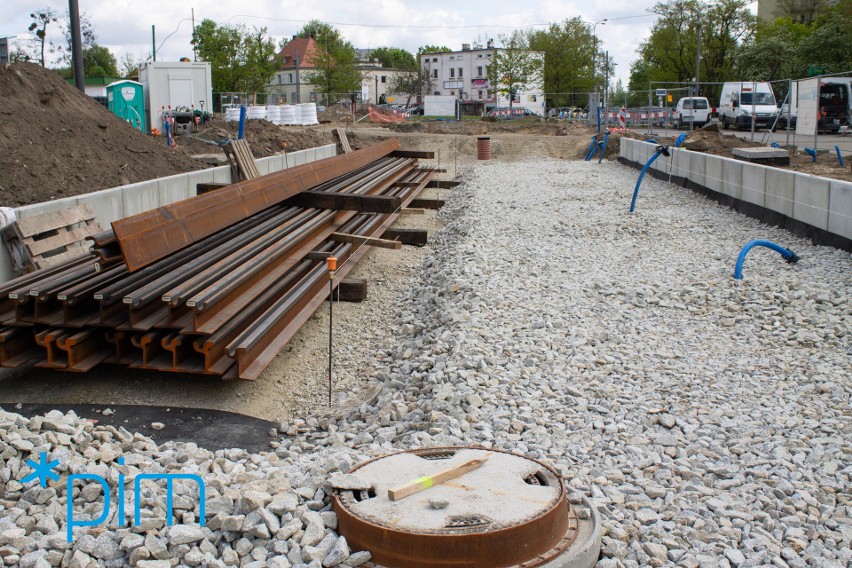 Na pętli tramwajowej można dostrzec już pierwsze efekty prac...