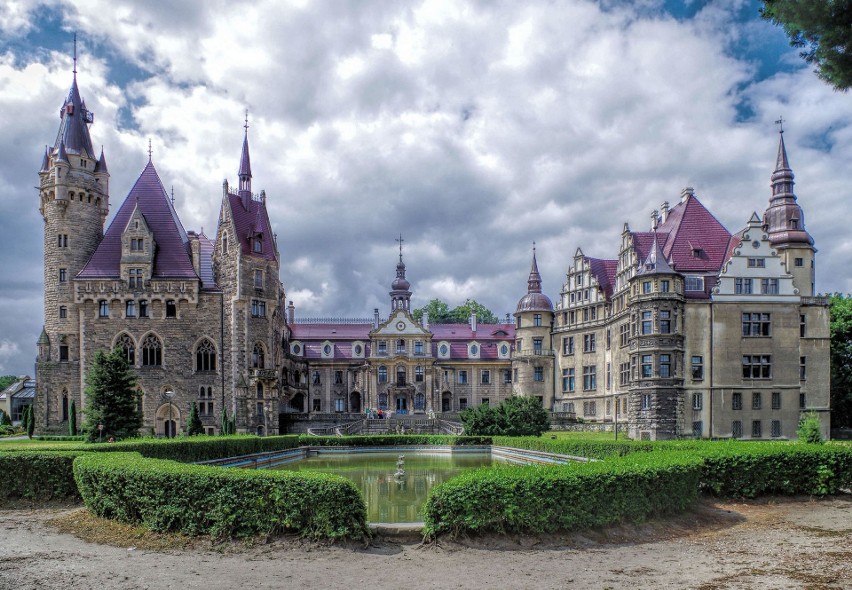 Polska ma też swój własny Disneyland, a przynajmniej zamek...