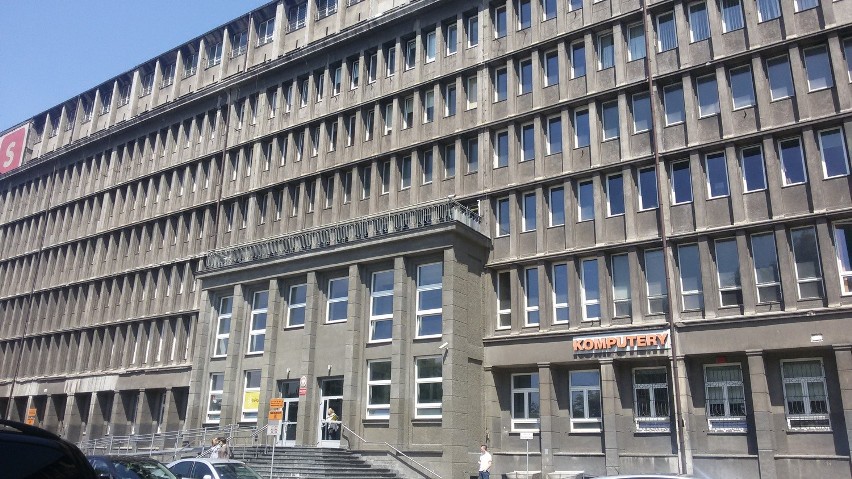 Alarm bombowy w Katowicach na Placu Grunwaldzkim