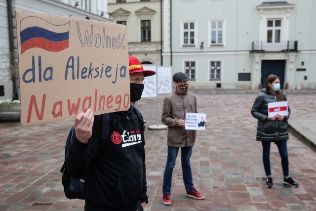 W środę (21 kwietnia) na placu św. Marii Magdaleny w Krakowie odbył się wiec poparcia dla rosyjskiego opozycjonisty Aleksieja Nawalnego.