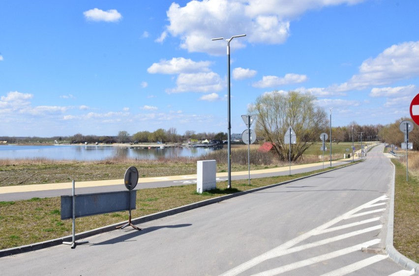 Jezioro Tarnobrzeskie tylko dla ekipy filmowej. We wtorek w Tarnobrzegu kręcono ujęcia do reklamy sieci restauracji McDonald's     