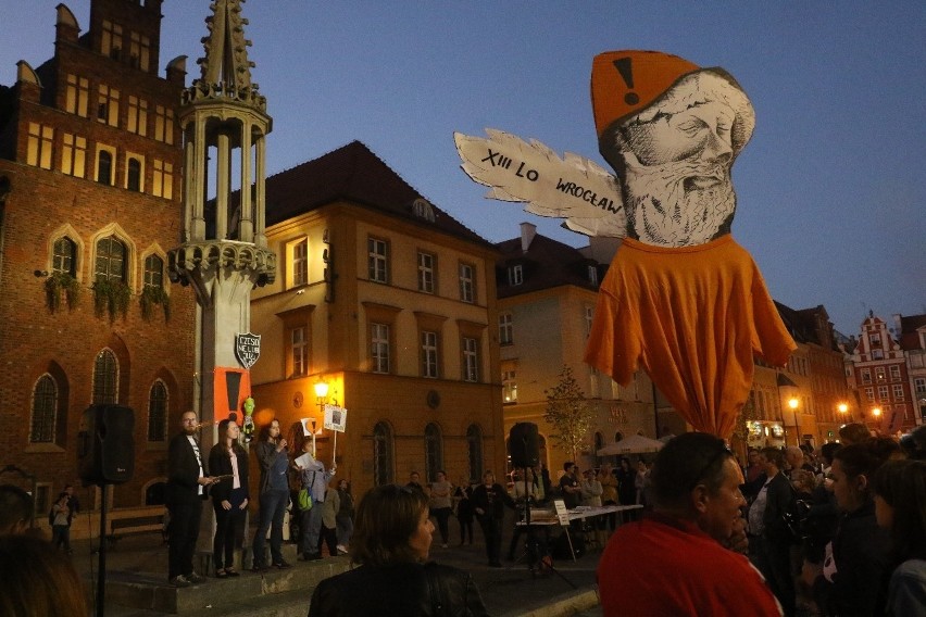 Demonstracja odbyła się pod hasłem "MEN do tablicy" w...