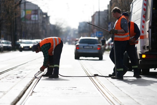 W tym roku już dwanaście razy wstrzymywany był ruch tramwajowy przez wybrzuszoną szynę