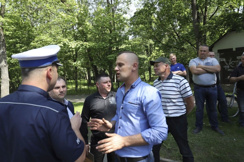 Białystok. Protest podlaskich rolników. Nowe znaki uniemożliwiły dojazd (zdjęcia,wideo)