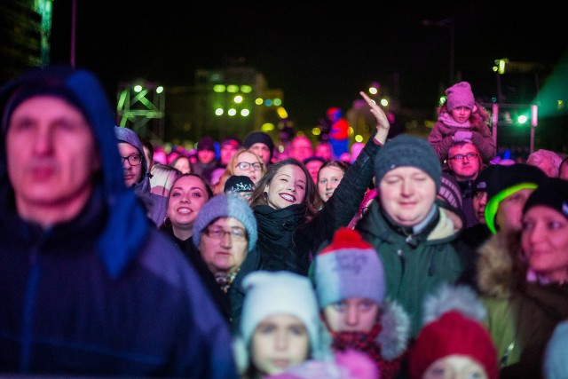 Publiczność podczas Sylwestra w Gdyni 2018/2019