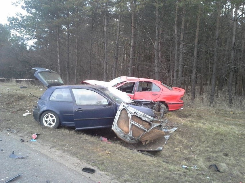 Według pierwszych ustaleń, kierowca volkswagena golfa...