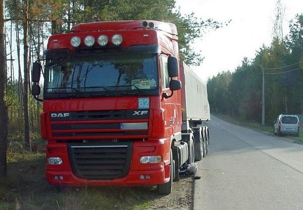 Potężny tir rozjechał kobietę na rowerze