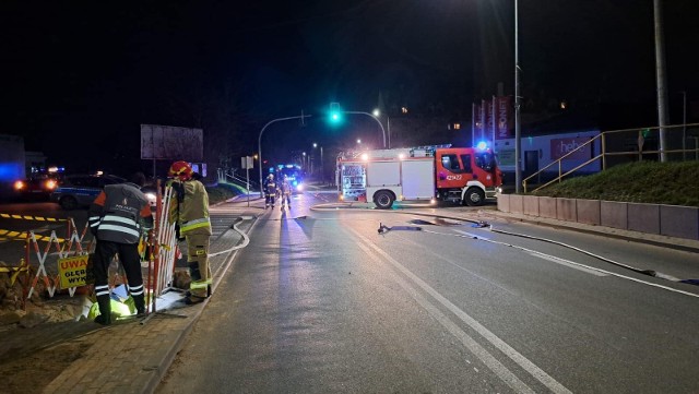 Nastąpił wyciek gazu w miejscu wykonywania robót przy ul. Polnej w Chełmnie.