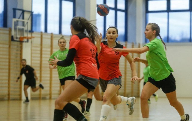 Handball Rzeszów jest wiceliderem 2 ligi piłkarek ręcznych