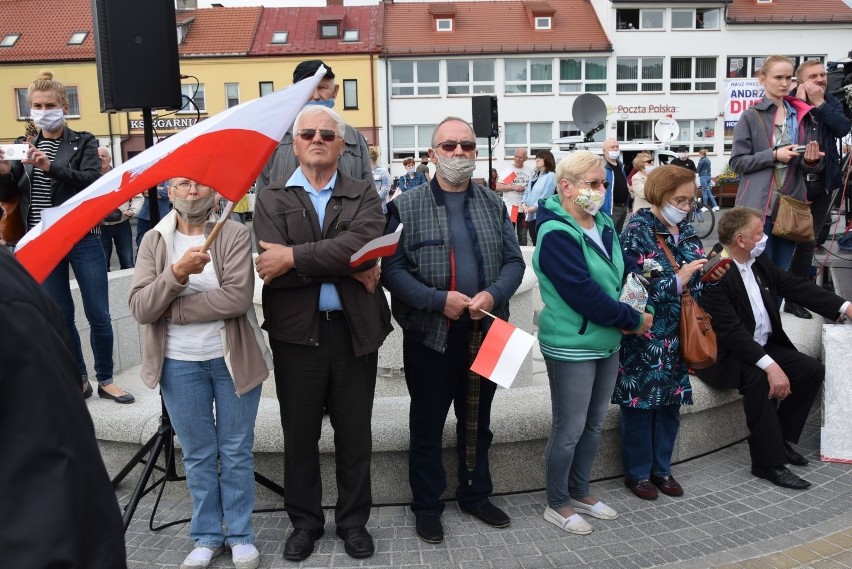 Wiec wyborczy Andrzeja Dudy w Wieluniu był nielegalnym zgromadzeniem? ZDJĘCIA, FILMY