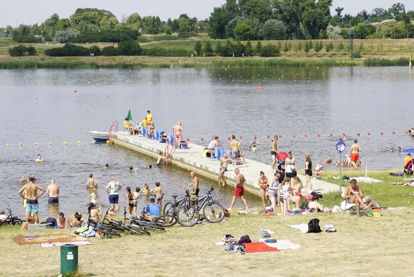 Od 12 sierpnia obowiązuje całkowity zakaz kąpieli nad...