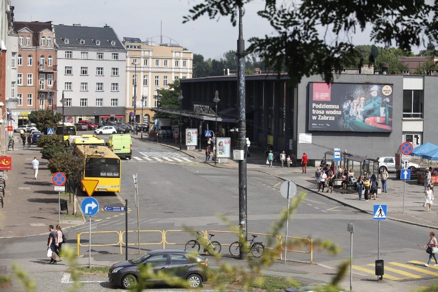 Przy ul. Goethego w Zabrzu powstaje nowoczesne centrum...