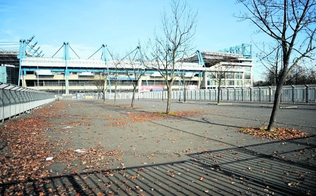 Budowa stadionu kosztowała ponad 500 milionów złotych. A wygląda, jakby był zapomniany...
