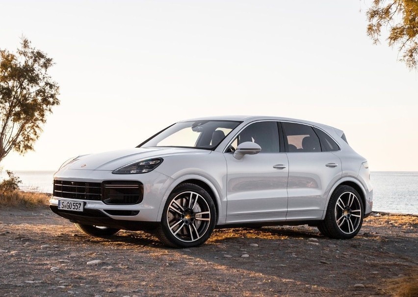 Porsche Cayenne Turbo...