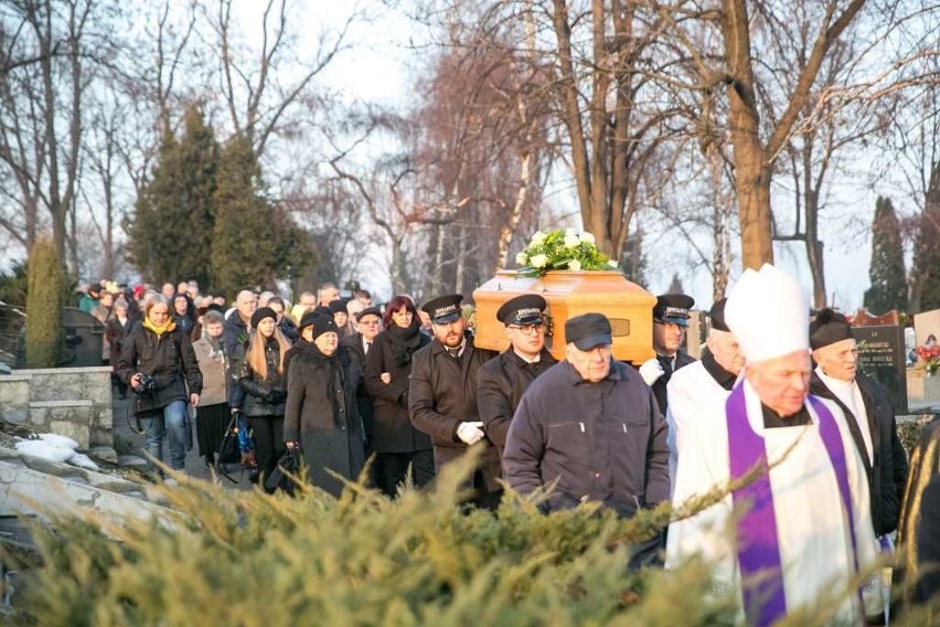 Myślenice, Wieliczka. W środę odbyły się uroczystości pogrzebowe śp. ks. Stefana Kubienia [ZDJĘCIA]