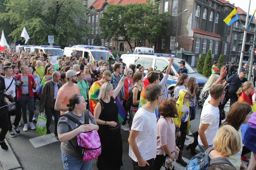 Katowice: Marsz Równości w sobotę 8 września w centrum miasta. PROGRAM, TRASA MARSZU Kontrmanifestacja Młodziezy Polskiej zakazana