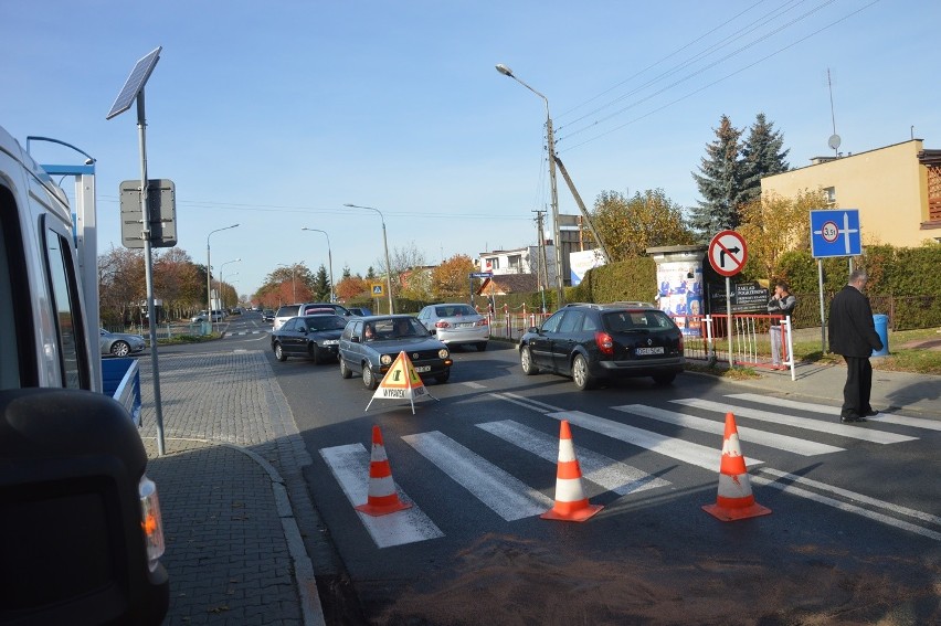 Zderzenie dwóch aut koło szpitala [ZDJĘCIA]