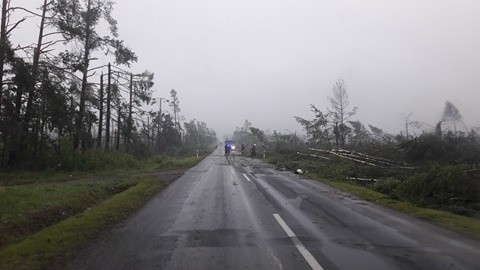 Trasa Bytów-Kościerzyna, sobota godz. 8. Krajobraz po burzy....