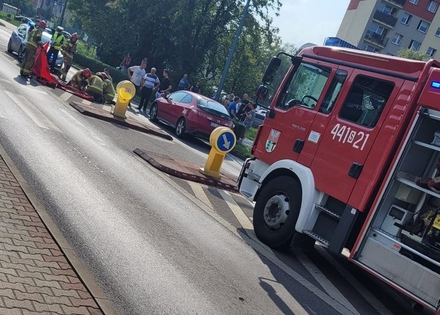 Kobieta została potrącona na przejściu dla pieszych w Dąbrowie Górniczej
