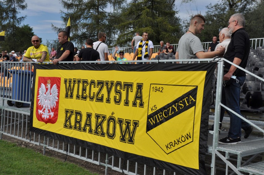 Liga: Klasa B, gr. Kraków III