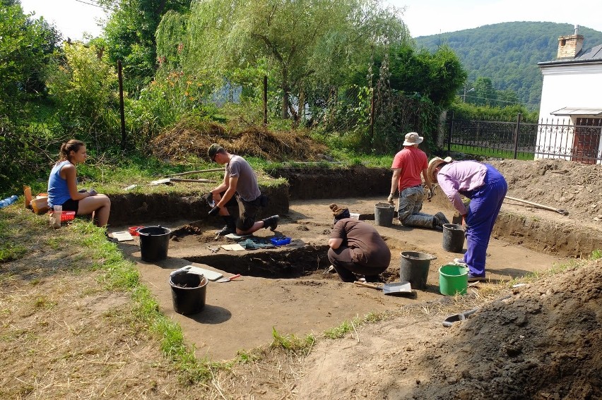 Niesamowite odkrycie archeologiczne w Myczkowcach. Osada z X wieku