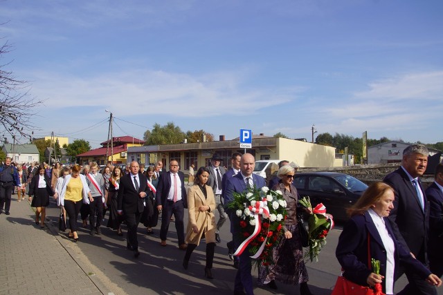 Remont pomnika kosztował prawie 40 tys. zł. Projekt wsparli m.in. lokalni przedsiębiorcy, radni gminy, powiatu i sejmiku, mieszkańcy oraz Urząd Marszałkowski w Toruniu