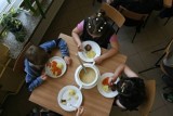 Obiad na szkolnej stołówce niesmaczny? - właściciel firmy cateringowej obiecuje dowieźć inną zupę