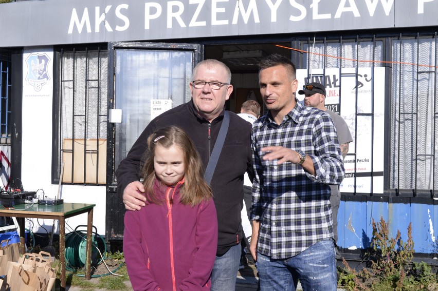 Wejście Sławomira Peszko i Tomasza Hajty na boisko...