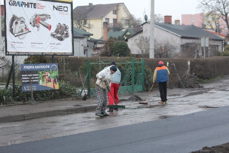 Drogowcy z inowrocławskiej firmy Inodrog skrzętnie...