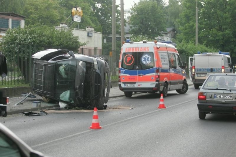 Dachowanie na Łowieckiej, 9 czerwca 2013