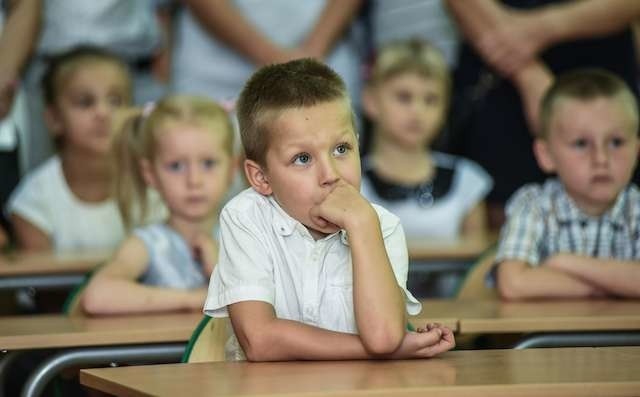 Szkoła Podstawowa nr 2 HetmańskaSzkoła Podstawowa nr 2 Hetmańska początek roku szkolnego 1 klasa