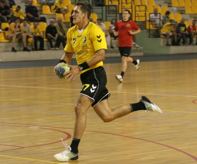 Damian Kostrzewa został wypożyczony do końca sezonu do MMTS Kwidzyn.