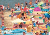 Zakaz kąpieli na niektórych kąpieliskach w Ustroniu Morskim i Sianożętach
