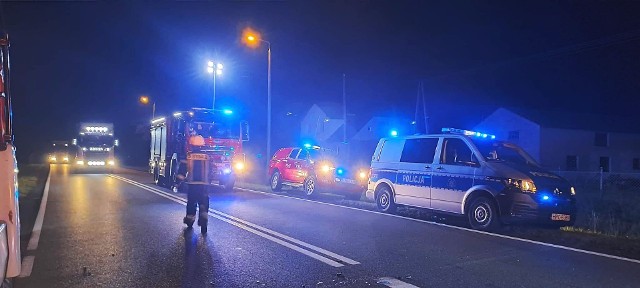 Na DK 10 pomiędzy Bydgoszczą a Nakłem nad Notecią, w miejscowości Trzeciewnica w piątek, 14 października, doszło do śmiertelnego wypadku.