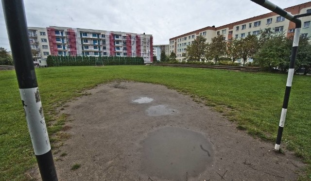 Złożony do Budżetu Obywatelskiego projekt Rady Osiedla „Śniadeckich” budowy parkingu w miejscu obecnego boiska piłkarskiego przy ul. Spasowskiego został odrzucony
