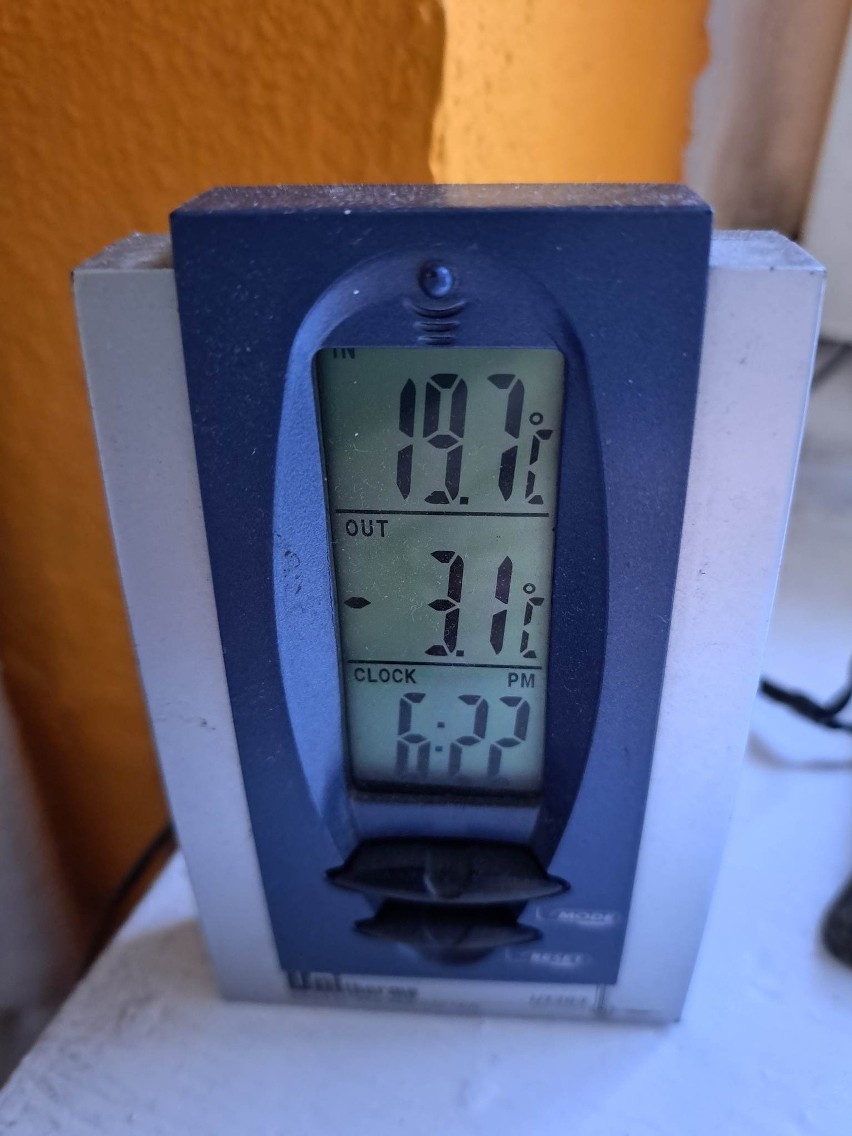 Temperatura w mieszkaniu w centrum Bytomia. Zobacz kolejne...
