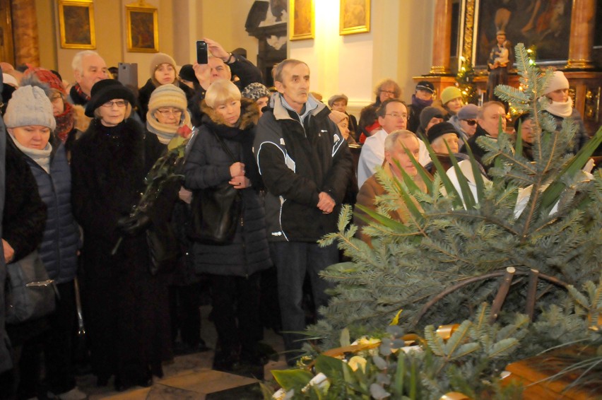 Pożegnanie ks. Malińskiego. Uczył przyjaźni z Bogiem i ludźmi [ZDJĘCIA]