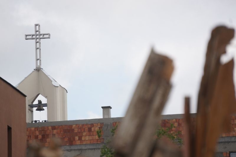 Ul. Jurowiecka. Kamienica rozebrana. Zamieniła się w morze gruzu (zdjęcia, wideo)