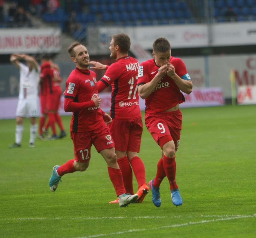 Piast Gliwice - Śląsk Wrocław 2:0. Kibice Śląska wyszli ze stadionu RELACJA + ZDJĘCIA + OPINIE