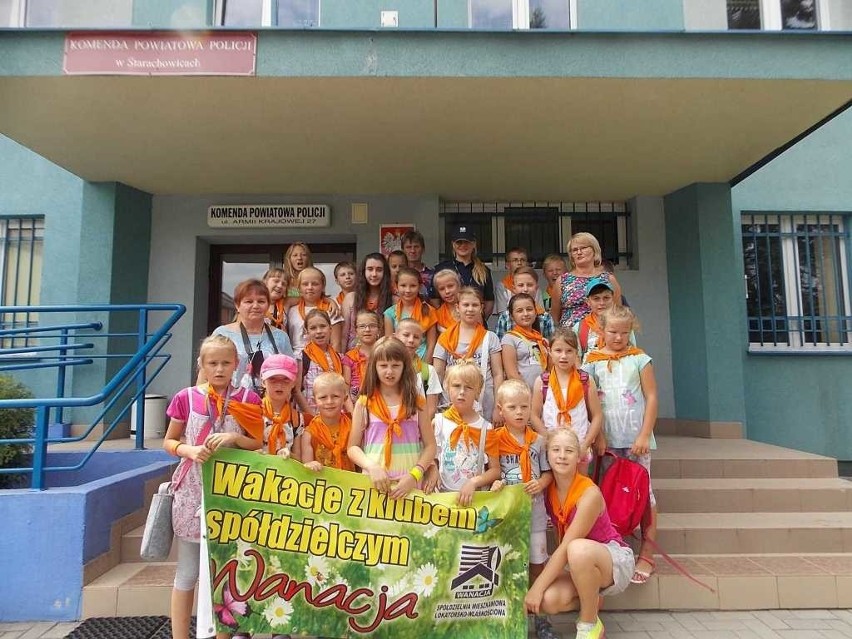 Dzieci odwiedziły mundurowych w Starachowicach