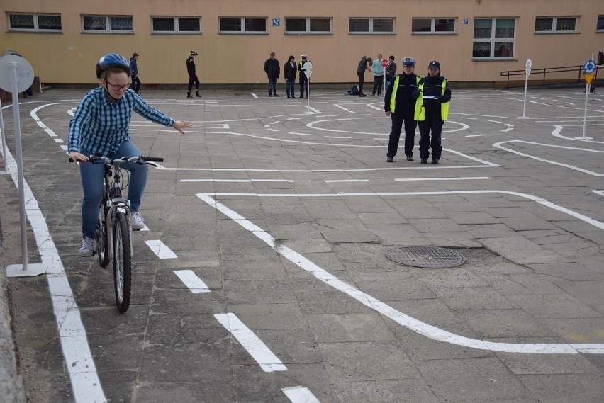 Turniej rowerowy zorganizowano na terenie ZSO w Stargardzie.