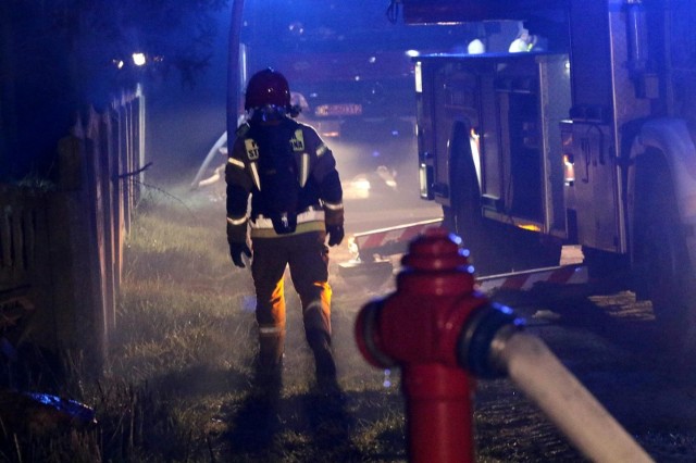 Pożaru domu jednorodzinnego w miejscowości Szkocja w powiecie nakielskim wybuchł w poniedziałek (31 października) rano.