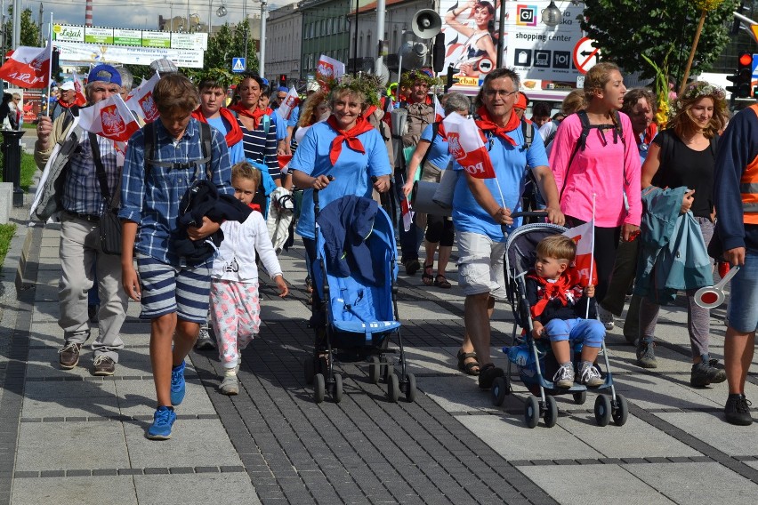 Pielgrzymka Krakowska dotarła na Jasną Górę [ZDJĘCIA]