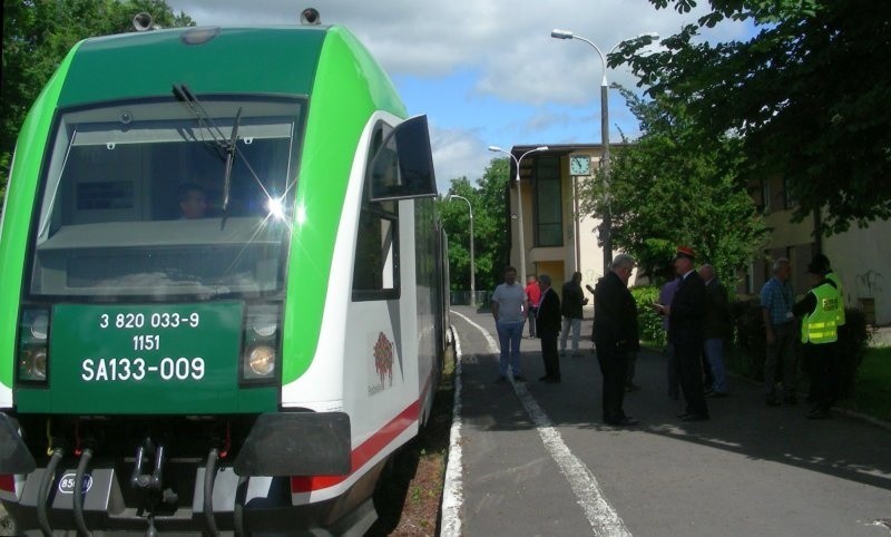 Pociąg Hajnówka - Białowieża 2014: Autobus szynowy dojechał do stacji Białowieża Towarowa (zdjęcia)