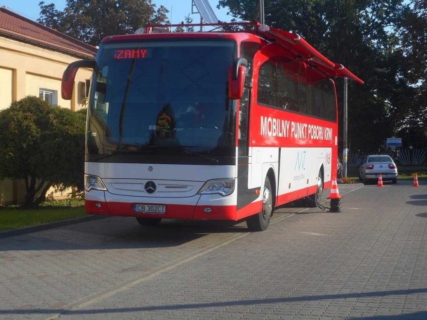 Papowianie chętnie pomagają, m.in. dzieląc się życiodajnym...