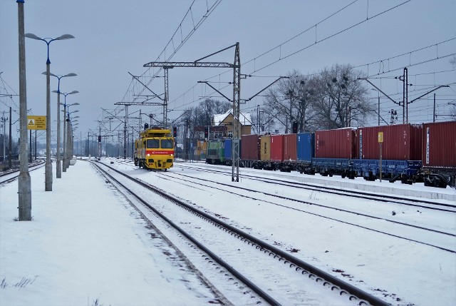 Wszystkie służby kolejowe są dobrze przygotowane do świąt i na trudne warunki pogodowe - zapewnia PKP PLK