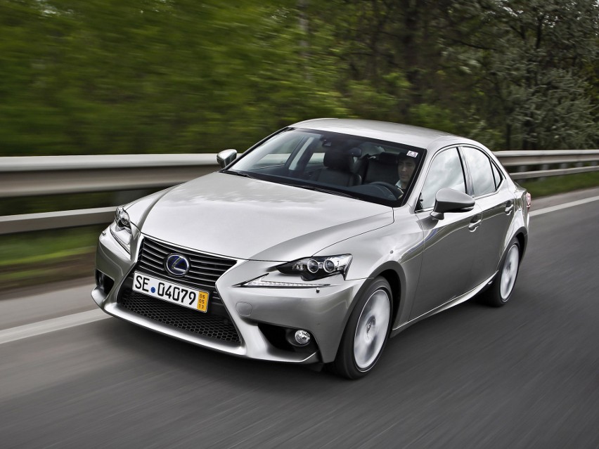 Lexus IS300h, Fot: Lexus